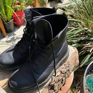Doc Marten's Combat Boots- Size 8 - Matte Black